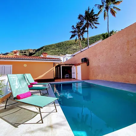 Villa Casa Papaya - Year Heated Pool