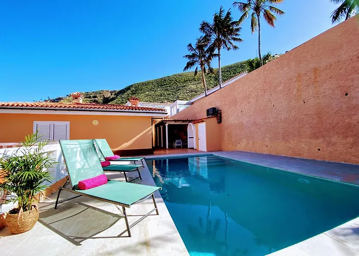 Villa Casa Papaya - Year Heated Pool